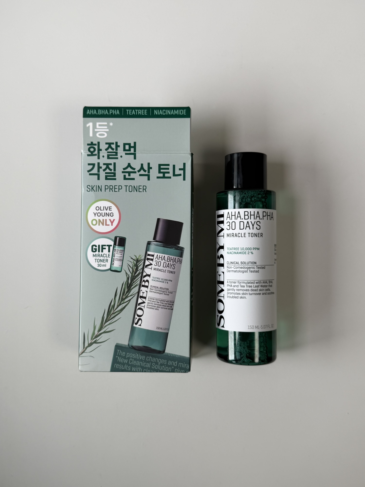 SOME BY MI Miracle Toner bottle and gift box showing tea tree and niacinamide label