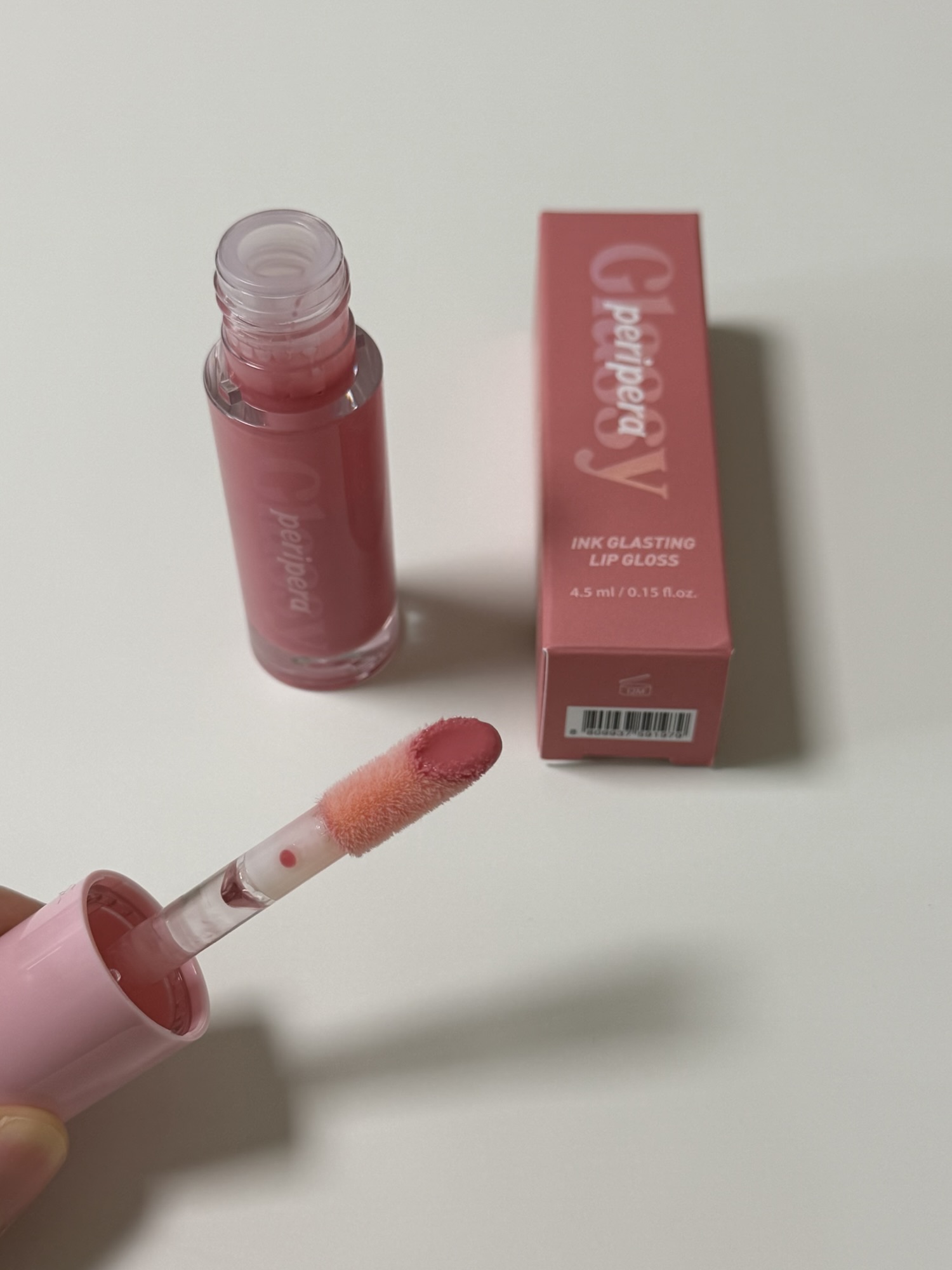 Peripera Ink Glasting Lip Gloss angled applicator tip close-up