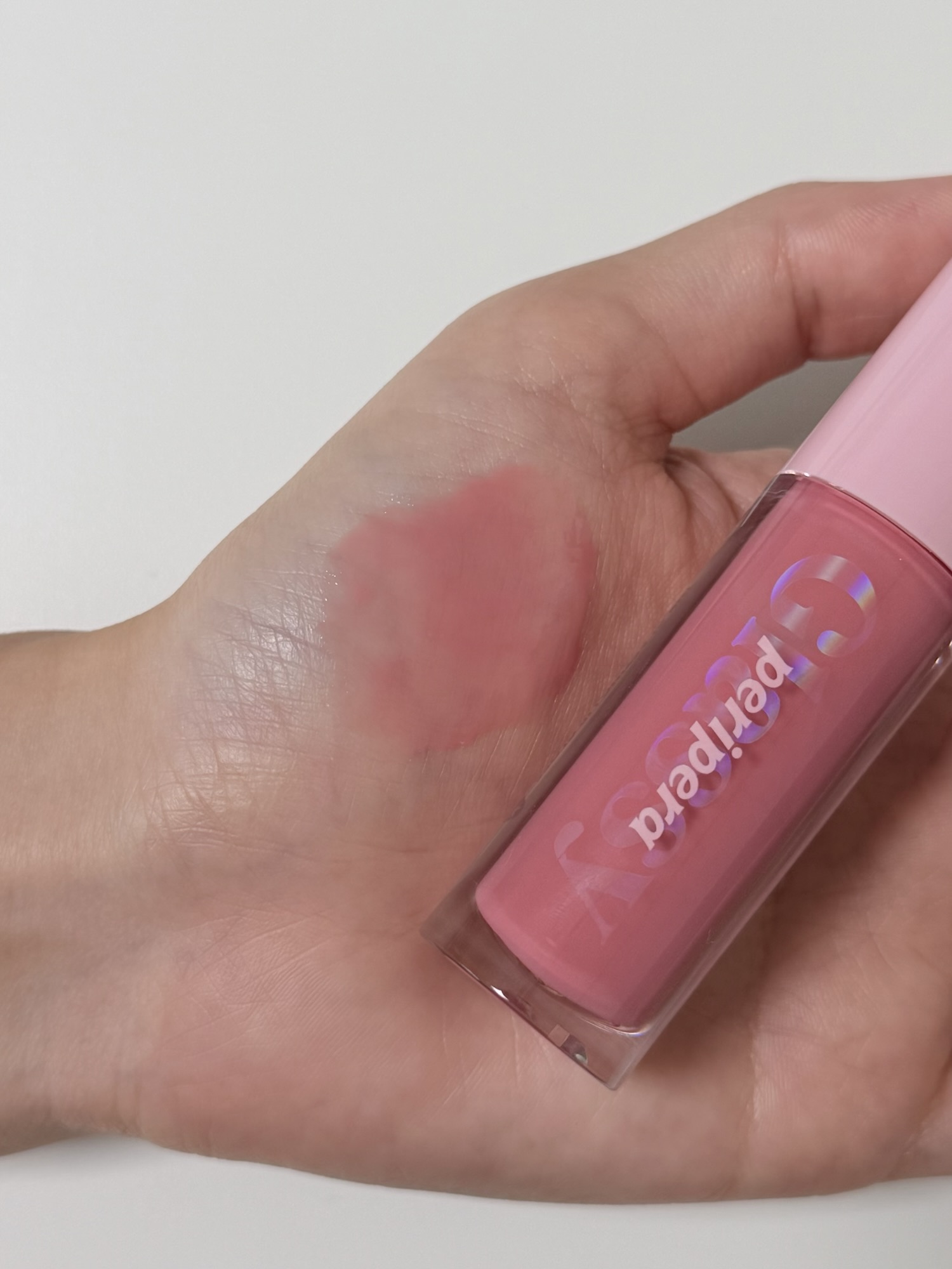 Peripera Ink Glasting Lip Gloss 08 Love of Fate applied twice on lips