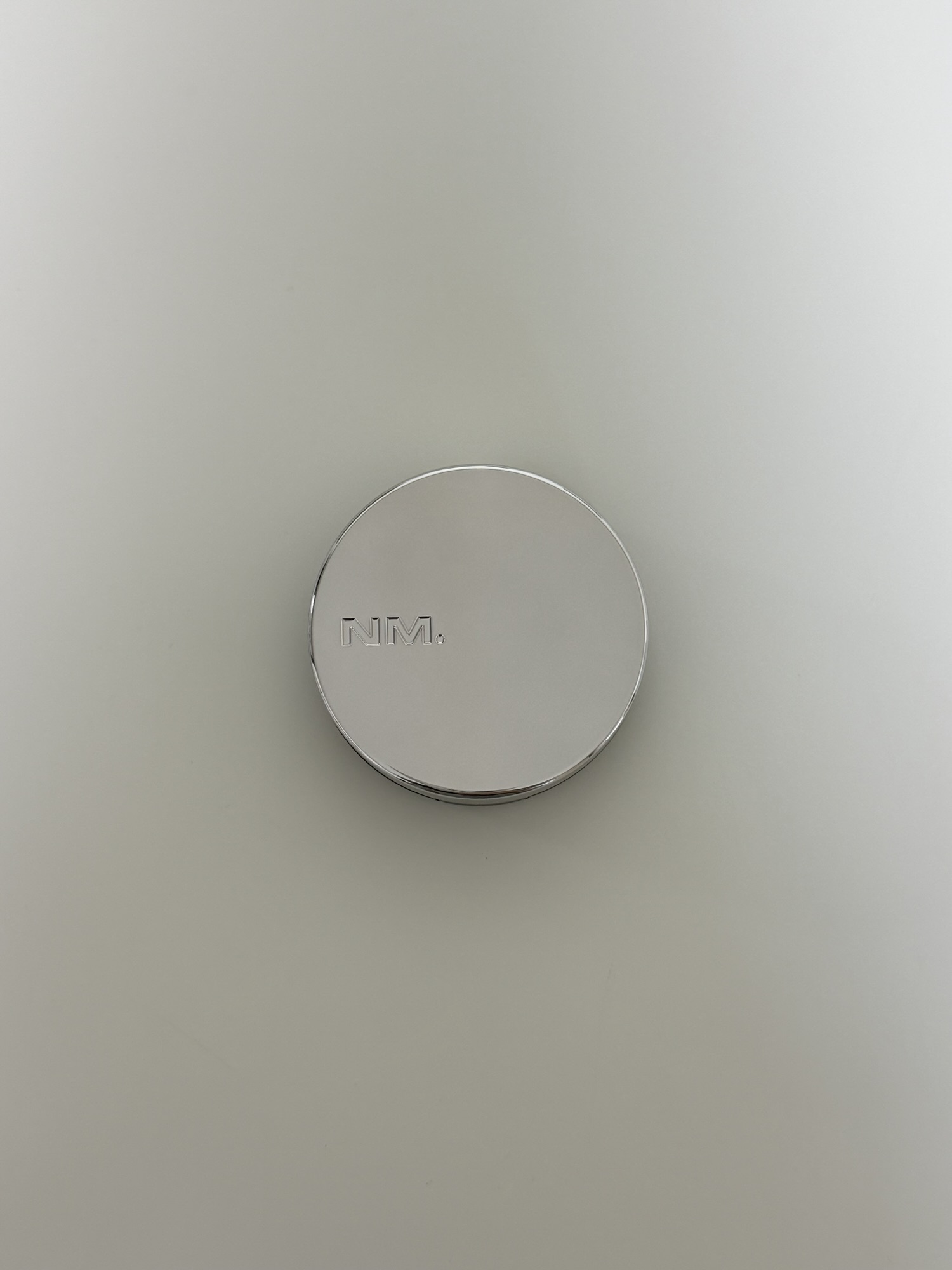 NAMING Layered Fit Cushion silver compact closed