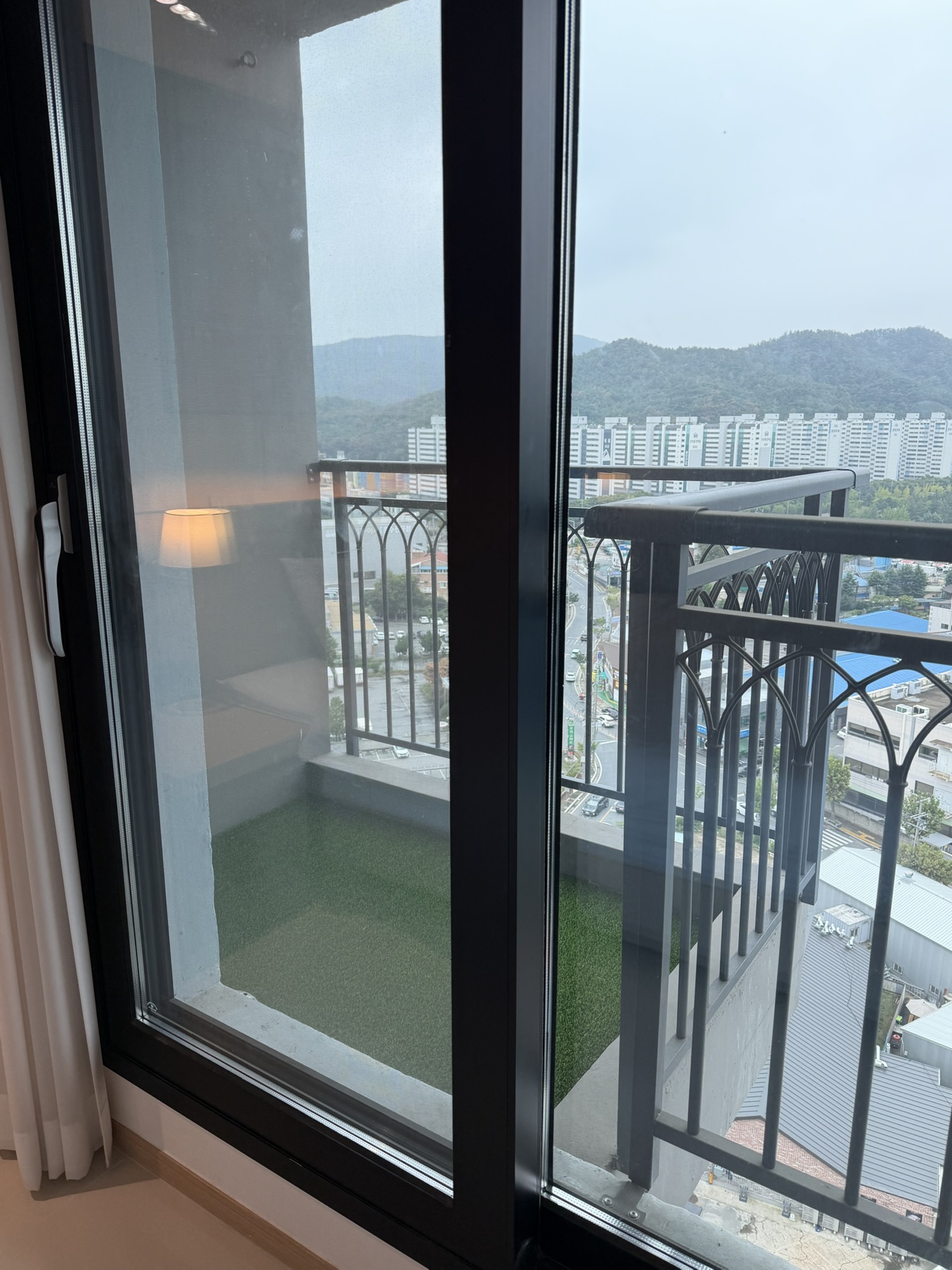 Small balcony outside the Chestertons Gyeongju Standard Double room