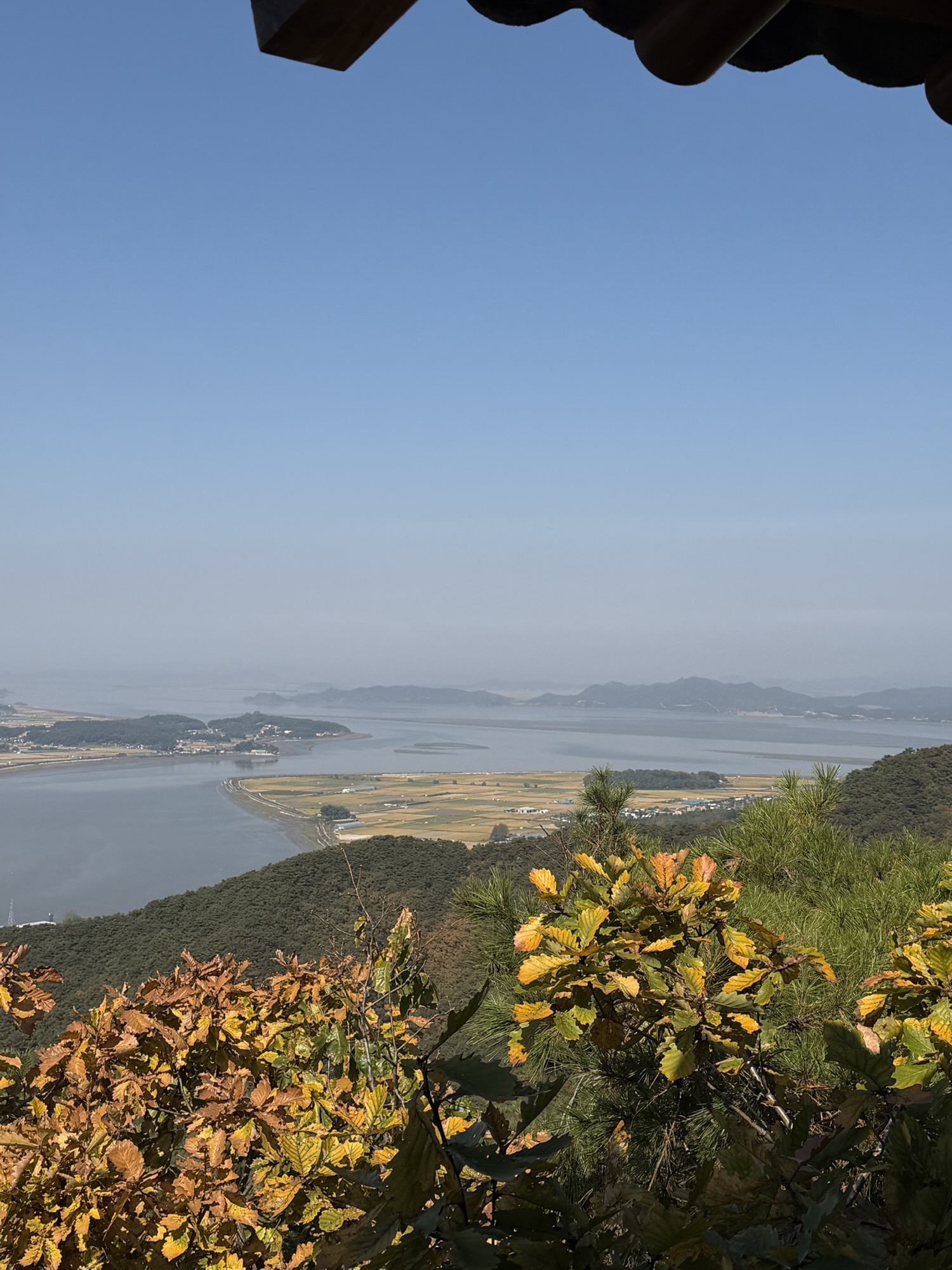River and distant ridges seen from the Munsusan pavilion